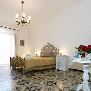  Bed & Breakfast Val Di Noto