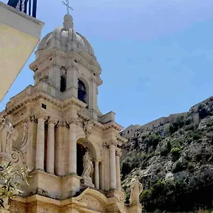  Holiday home Intown - Dammuso In Pieno Centro Storico